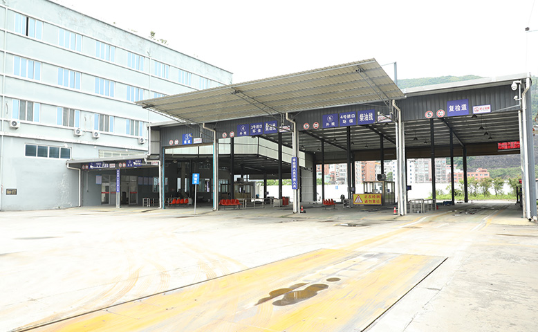 10月份以來(lái)拓巨智能外廓尺寸(ITWK-2型)設(shè)備承擔(dān)包頭市區(qū)所有貨運(yùn)車輛上牌外廓檢測(cè)
